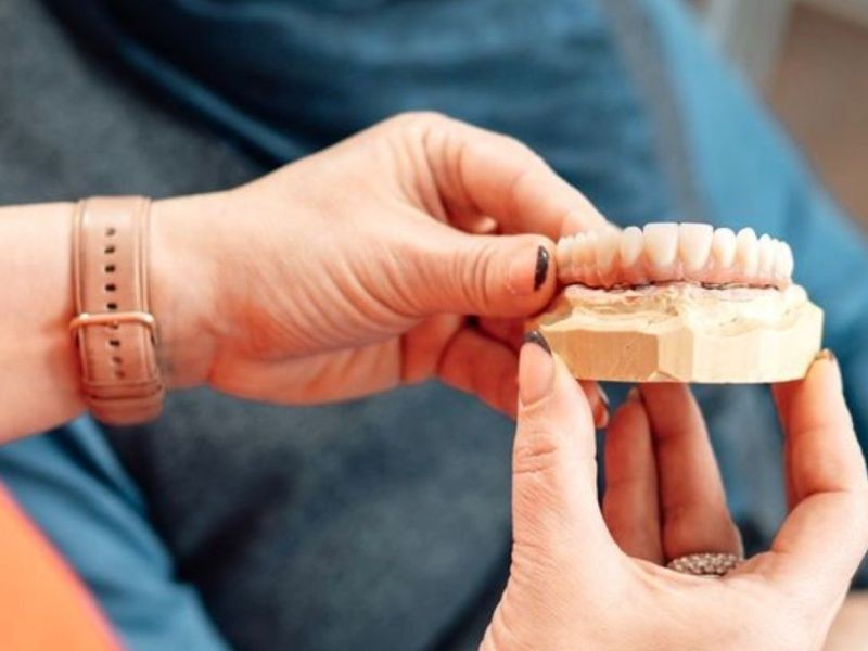 Quem tem problema cardiovascular pode fazer implante dentário?